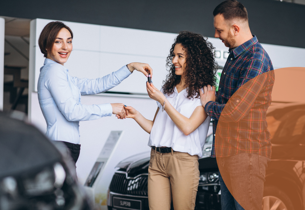 Así funciona InterAuto de InterBanco: tu camino comienza con una firma