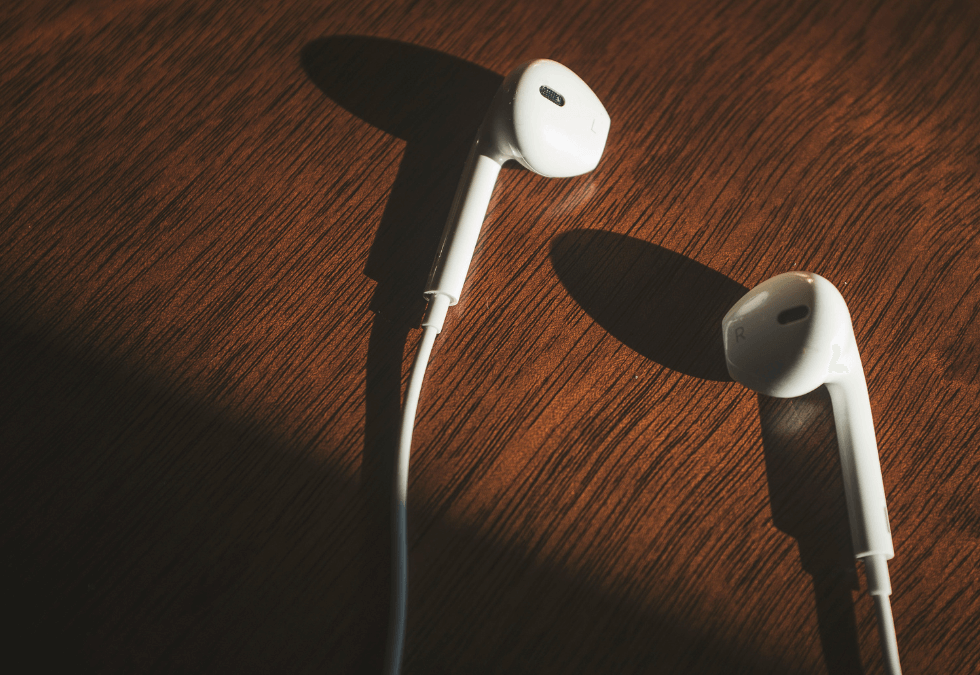 El extraño caso de los streams de Taylor Swift y Charli XCX