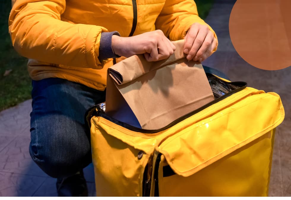 &ldquo;&iquest;Pedimos algo de comer?&rdquo; C&oacute;mo el crecimiento del e-commerce y las apps de delivery reflejan nuevos h&aacute;bitos de consumo en Guatemala